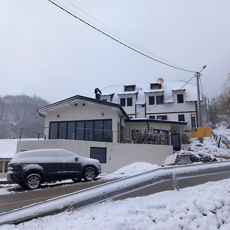 Apartmani Sunce Stara Planina Crni Vrh Bagian luar foto